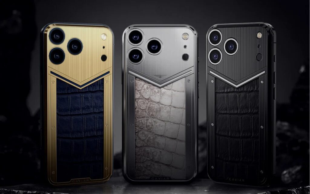 Три iPhone 17 Pro Max с магнитными накладками Caviar