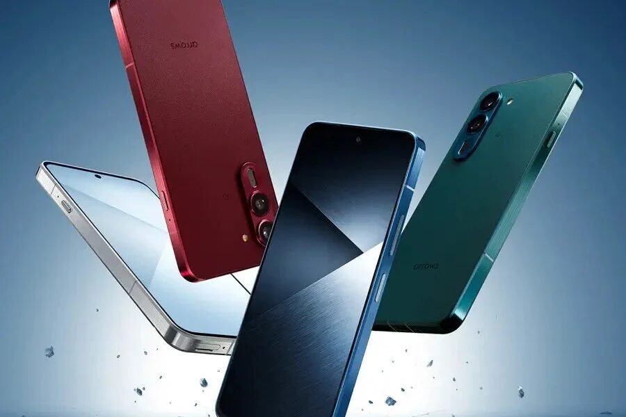 Многоцветные смартфоны Fujitsu Arrows Alpha 2 сзади и спереди