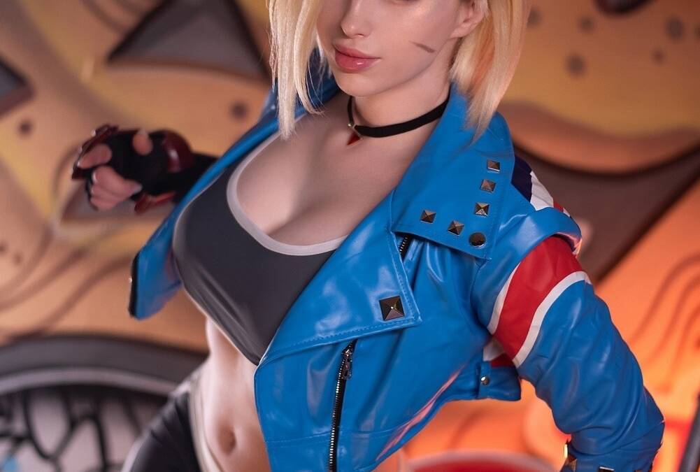 Косплей Кэмми Уайт Street Fighter с короткой бородой