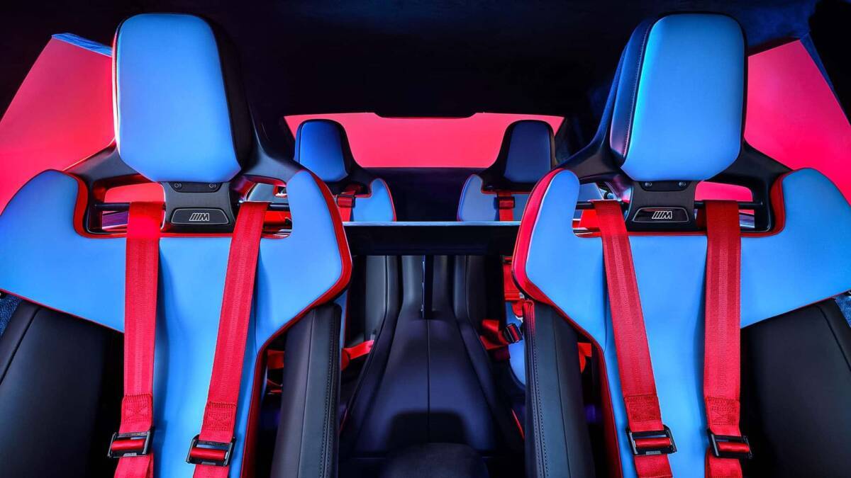 Интерьер электроконцепта BMW M Concept Neue Klasse
