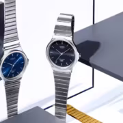Две кварцевые часы Casio MQ-24D и MQ-24G со металлическим браслетом