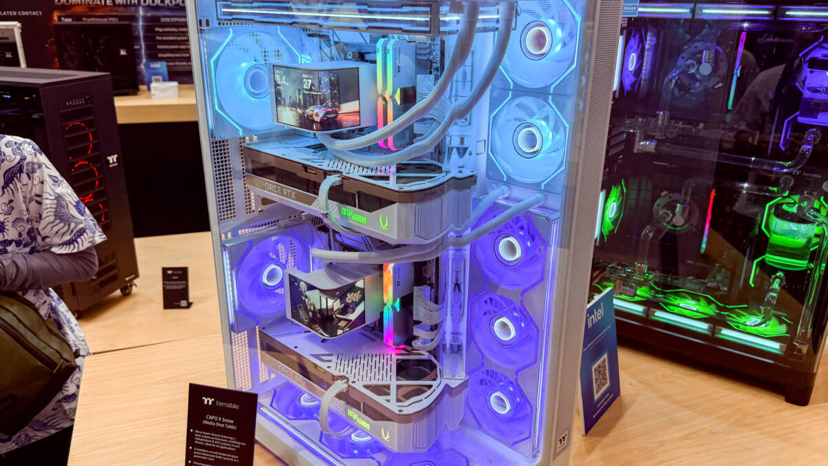 красочный корпус для ПК Thermaltake с RGB подсветкой