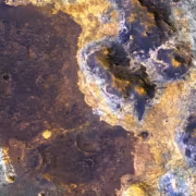 зонд ExoMars исследует поверхность Марса в регионе с глинистыми породами