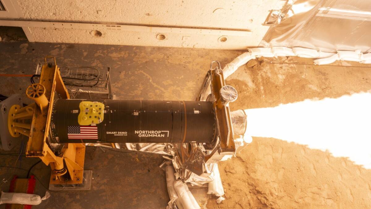 Космический двигатель Northrop Grumman Smart Demo BMAM29 2.0