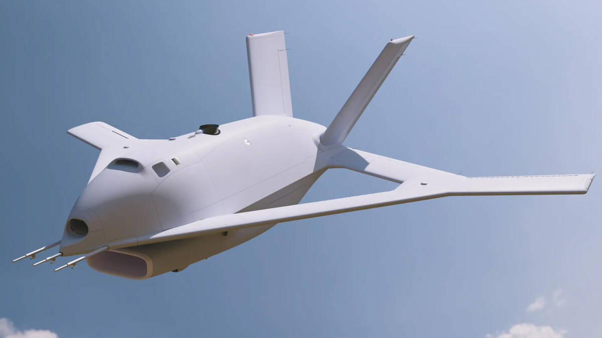 Беспилотник X-65 Aurora в полёте над облаками