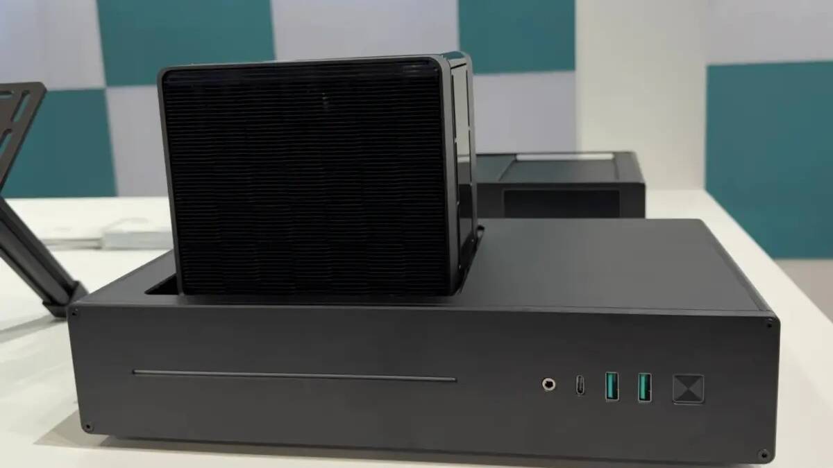 Компьютерный корпус DeepCool с вырезом под кулер