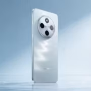 Смартфон Redmi 17C поступил в продажу в Китае от 799 юаней