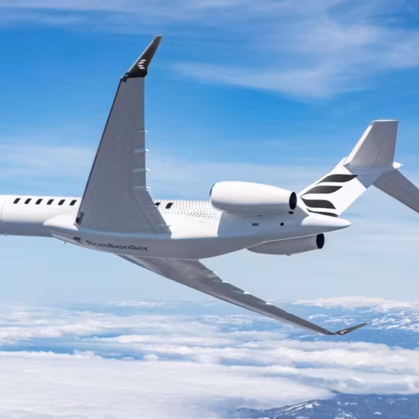 Бизнес-джет Bombardier Global 8000 выполнил рейс за 6 часов