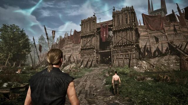 персонаж с длинными светлыми волосами и черной одеждой в Gothic Remake возле деревянной крепости