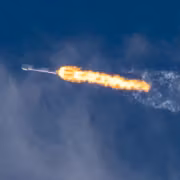 Ракета Falcon 9 с запуском спутников Starlink SpaceX