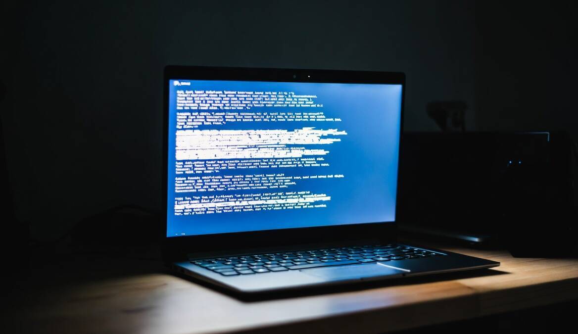 ноутбук с дисплеем Linux и ошибками AMD патчи