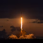 Запуск ракетной ступени Rocket on fire
