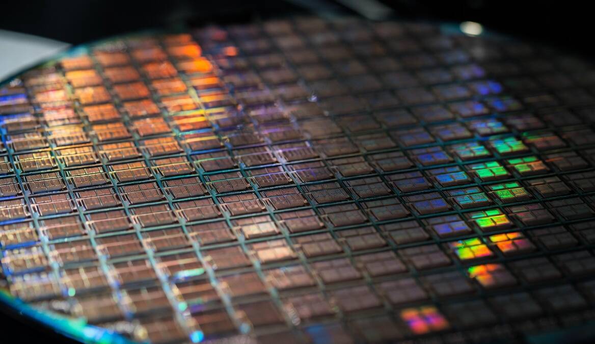 TSMC сокращает выпуск 28-нм чипов на фабрике Fab 15A