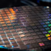 TSMC сокращает выпуск 28-нм чипов на фабрике Fab 15A