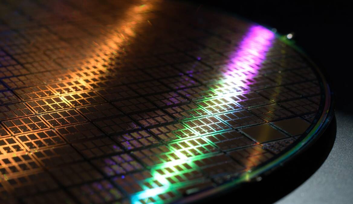Графический чип TSMC 3-нм с отражением света