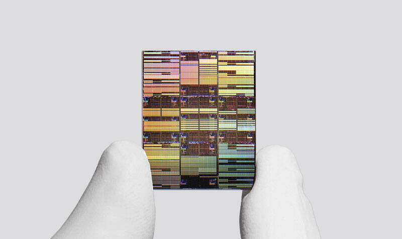 Планарный чип IBM 0,7-нм техпроцес с 3D-транзисторами