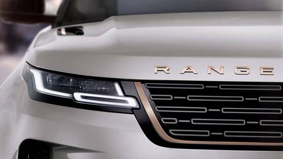 Кроссовер Range Rover Evoque L в Китае подешевел на 60%