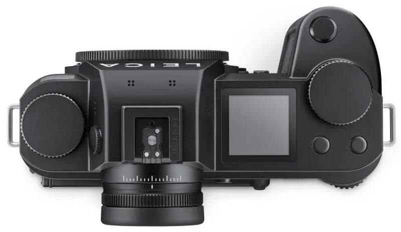 Камера Leica SL3-P поступила в продажу по цене $6690 9 Камера Leica SL3-P вид спереди и сбоку