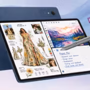 Планшет Moto Pad 70 Pro с двумя экранами и стилусом