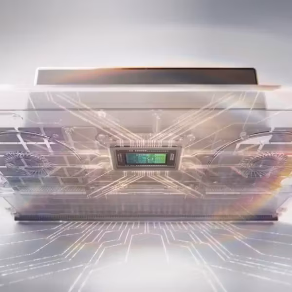 Открытая плата Nvidia RTX Spark с радиаторами и вентиляторами