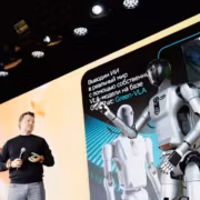 Роботы-гуманоиды SberRobotics на презентации обучения