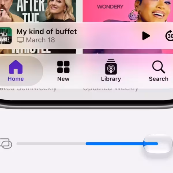 Интерфейс iOS 27 на iPhone с меню Home и медиаплеером