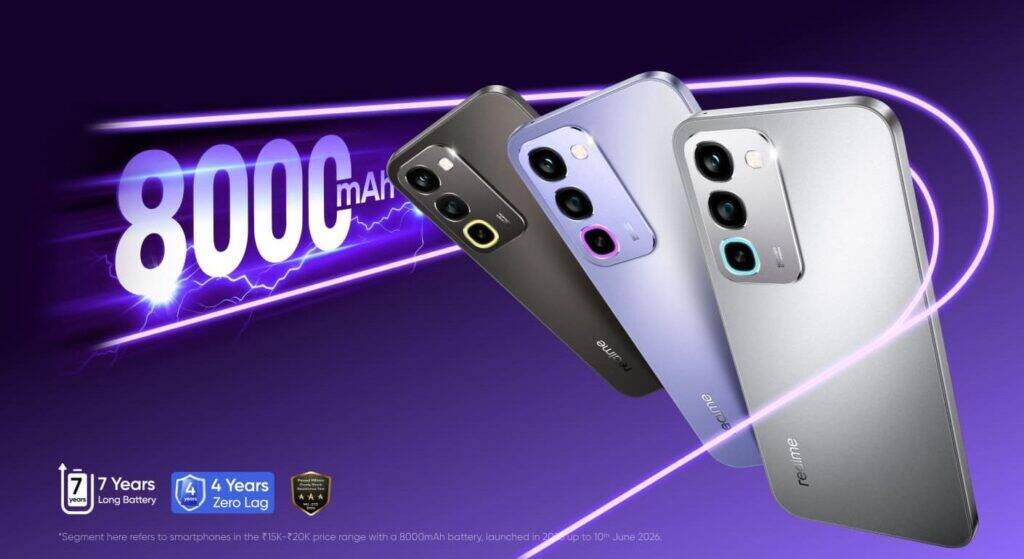 три смартфона Realme P4R 5G разные цвета задние камеры и логотип