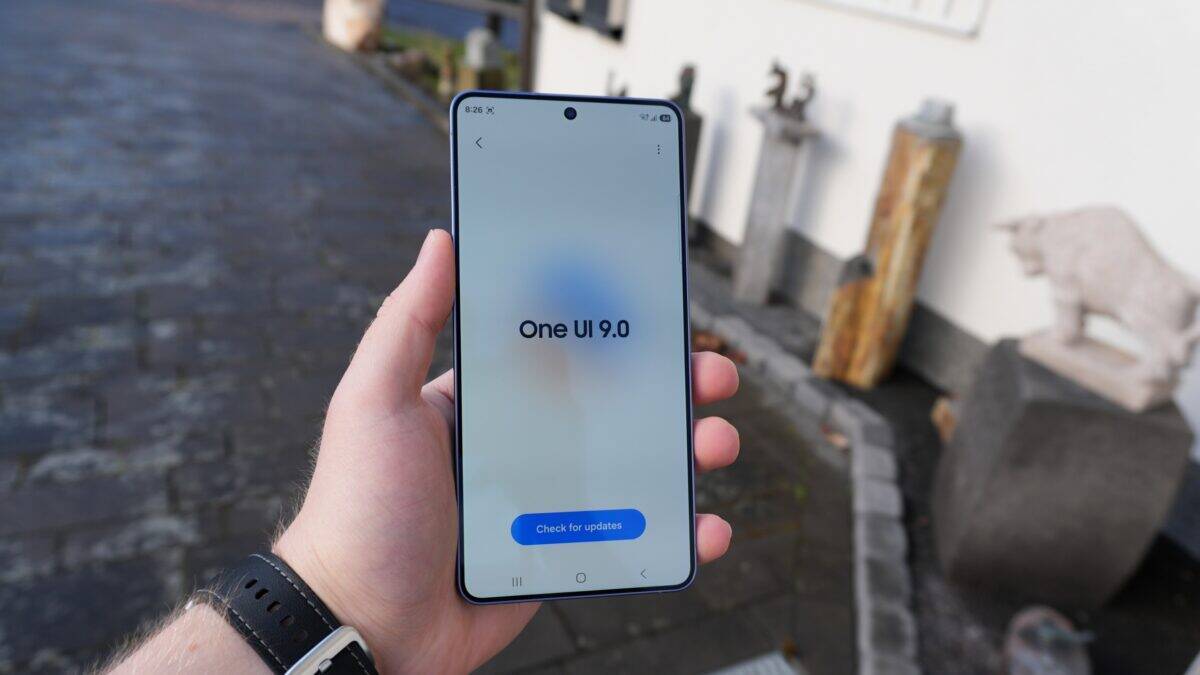 Samsung тестирует One UI 9 для Galaxy S25