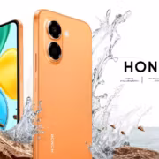Смартфон Honor X7e Plus 5G с двумя камерами и рамкой оранжевого цвета
