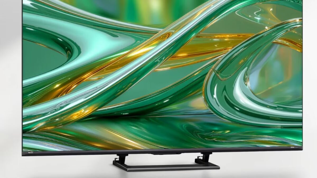 Телевизор Hisense U7SE с тонкими рамками