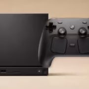 Игровая система Steam Machine от Valve на черном фоне