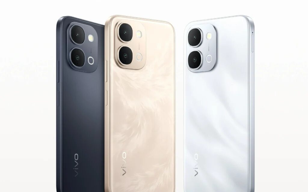 Три цвета смартфона Vivo Y6a с двойной камерой