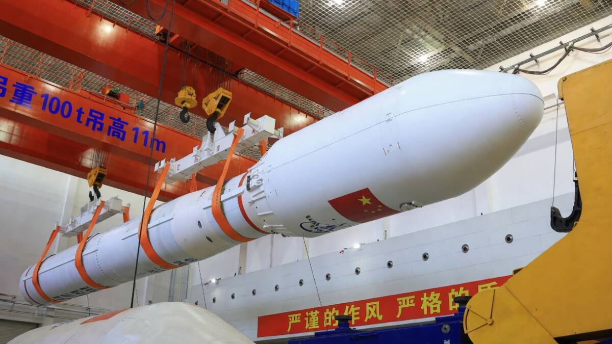 массовый космический ракетный двигатель Ceres-2 в сборке