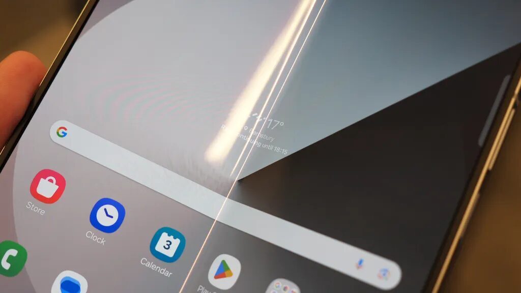 Экран смартфона Galaxy Z Fold 9 с тонким стеклом Samsung