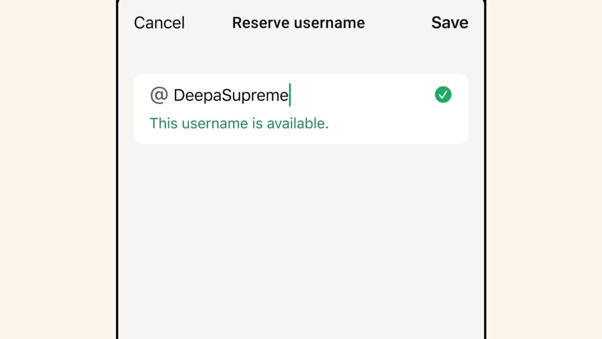 Экран телефона с настройками номера WhatsApp