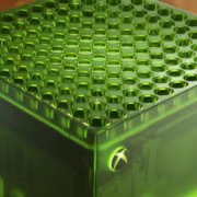 Корпус консоли Xbox Series X с вентиляционной решёткой