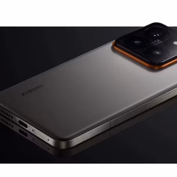 Смартфон Xiaomi 14 Pro с пуш-камерами и корпусом