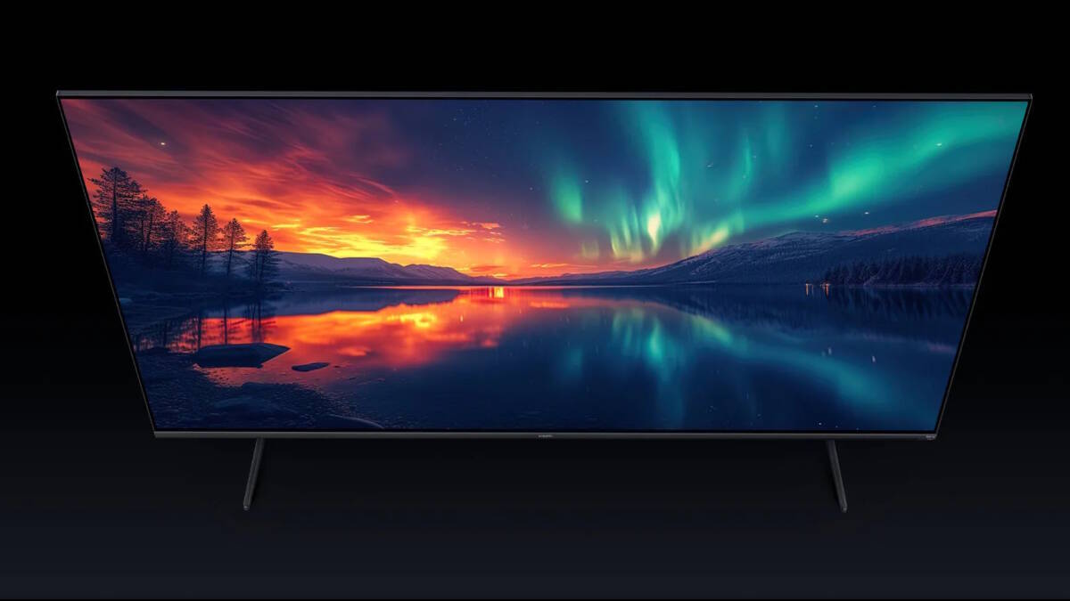 Телевизор Xiaomi TV FX Mini LED 2026 отображает пейзаж с северным сиянием