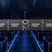 Модуль памяти Samsung LPDDR5X для серверов и ПК