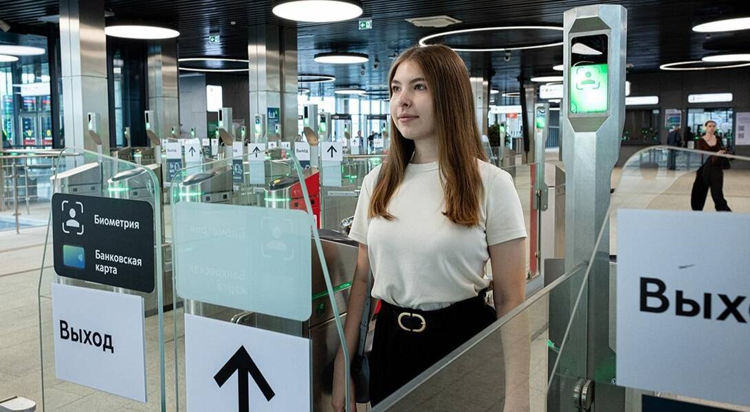 122 прохода на 35 станциях. На МЦД-4 запустили оплату проезда по лицу 1 122 прохода на 35 станциях. На МЦД-4 запустили оплату проезда по лицу