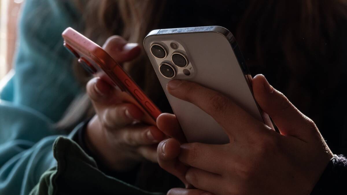 16 часов в день и 15 Instagram-аккаунтов. В деле против Meta всплыли новые детали