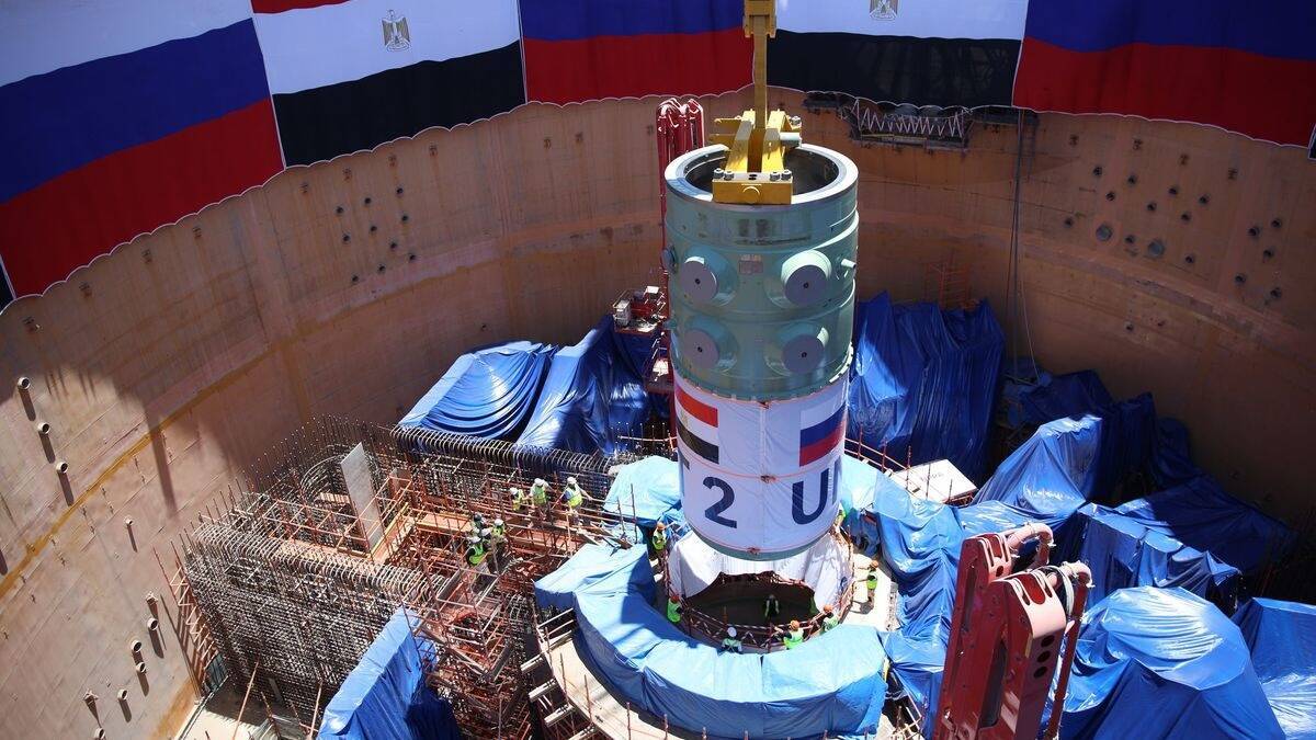 340 тонн с точностью до 0,1 мм установили на втором блоке АЭС «Эль-Дабаа» 4 установка второго блока АЭС Эль-Дабаа с весами