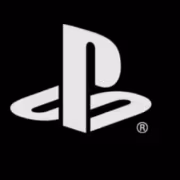 Черный фон с логотипом PlayStation и символом PS5