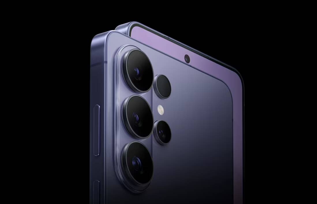 Губертален телефон с четырьмя крупными объективами камеры iPhone 14 Pro