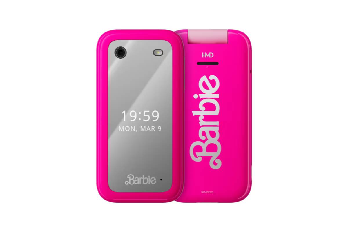 яркий розовый телефон Barbie Phone с зеркальным экраном