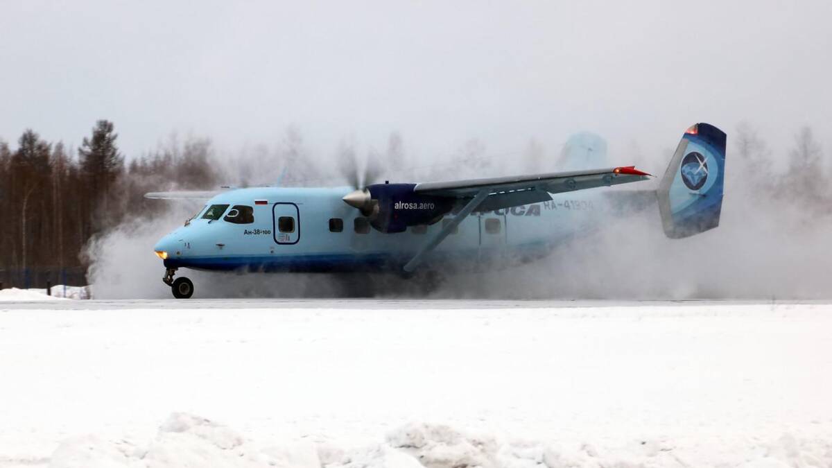 Самолет Ан-38 на взлёте зимой Ан-38 и Ан-3
