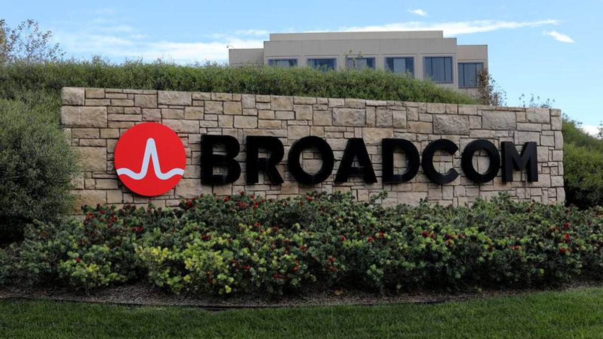 15 млрд чипов в США: Apple и Broadcom заключили сделку на $30 млрд