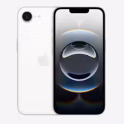 Белый iPhone 13 на прозрачной задней части