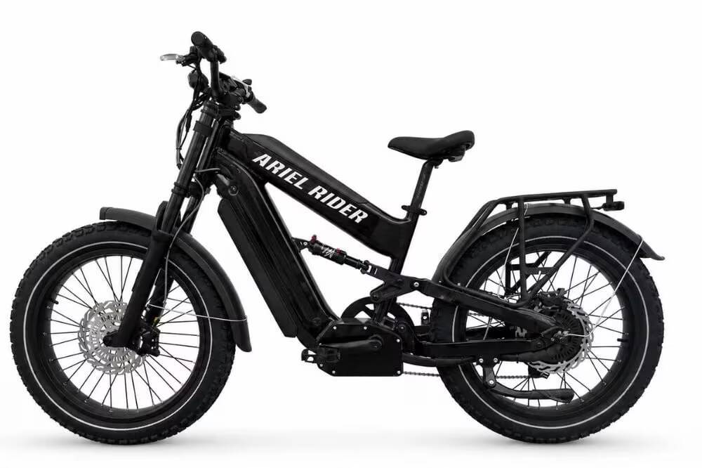 Черный электровелосипед Ariel Rider MUDD 72V крупным планом