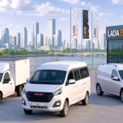 Лада LCV автомобили на парковке в городе